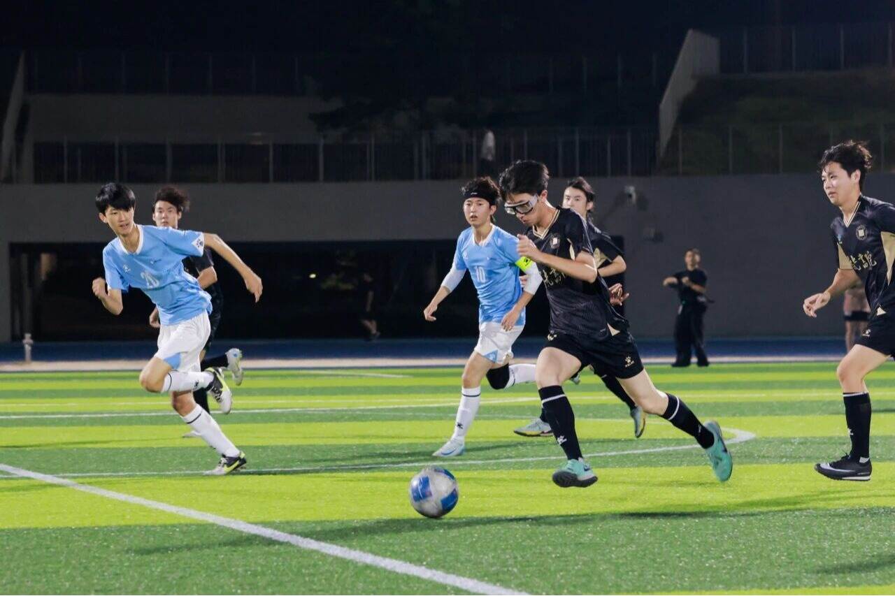 英国威廉集团官网2026年“书院杯”足球联赛正式开幕