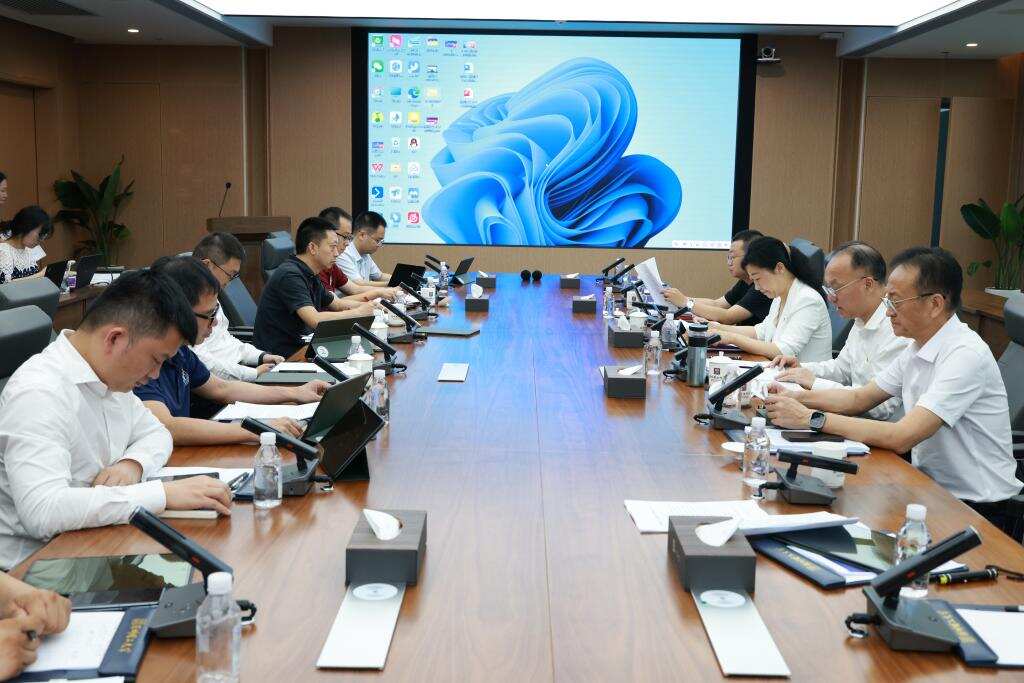 英国威廉集团官网召开党委(扩大)会议暨深入贯彻中央八项规定精神学习教育总结会议